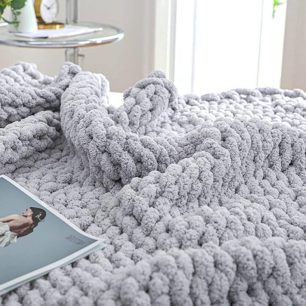 Chunky Knit Throw Blanket for Couch, 40x60 inches - Picture 3 of 8